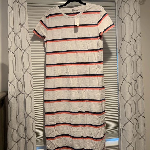 GAP Factory Dresses & Skirts - NWT Gap T-shirt dress size large